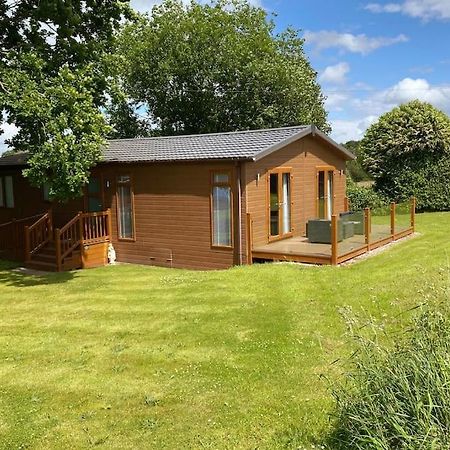 Gorstage Meadows Luxury 2 Bedroom Lodge In Rural Cheshire Hartford  Exterior foto