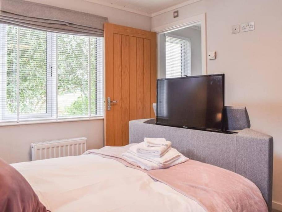 Gorstage Meadows Luxury 2 Bedroom Lodge In Rural Cheshire Hartford  Exterior foto